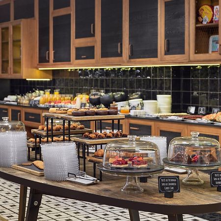 H10 Metropolitan 4* Sup Hotel Barcelona Bagian luar foto
