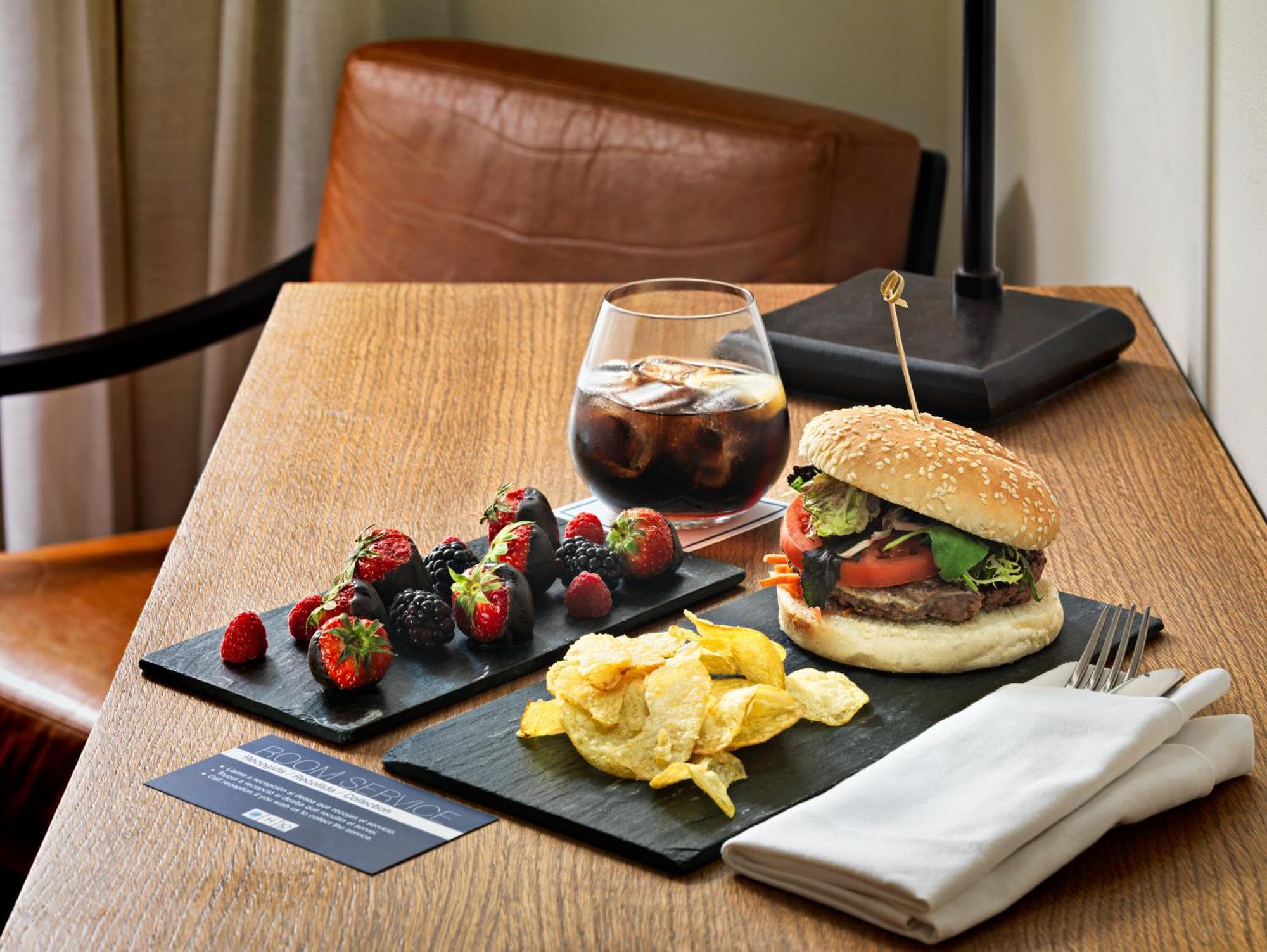 H10 Metropolitan 4* Sup Hotel Barcelona Bagian luar foto