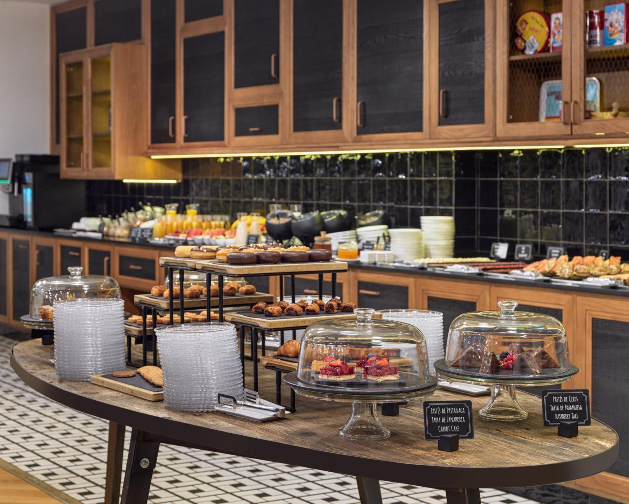 H10 Metropolitan 4* Sup Hotel Barcelona Bagian luar foto