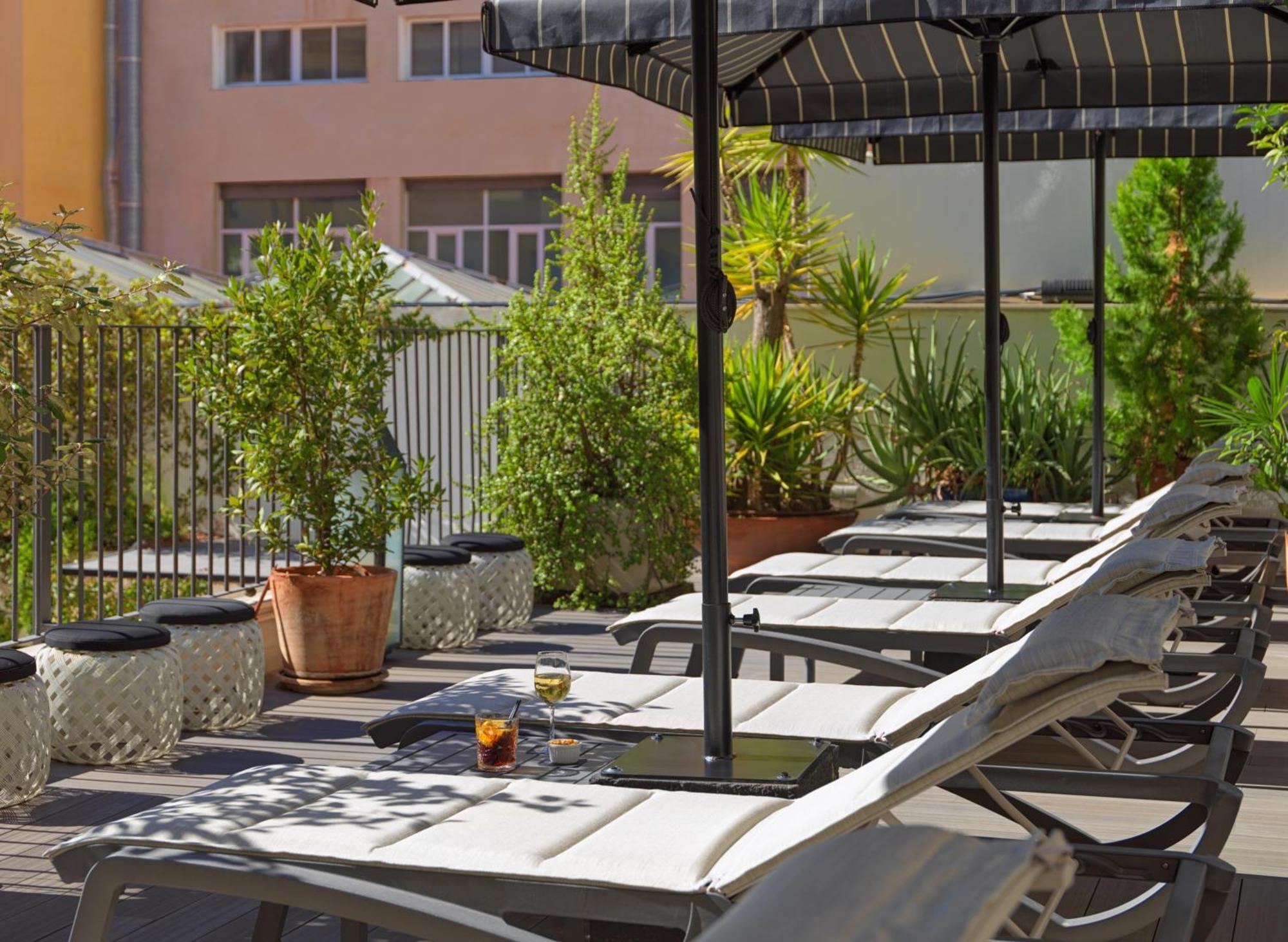 H10 Metropolitan 4* Sup Hotel Barcelona Bagian luar foto