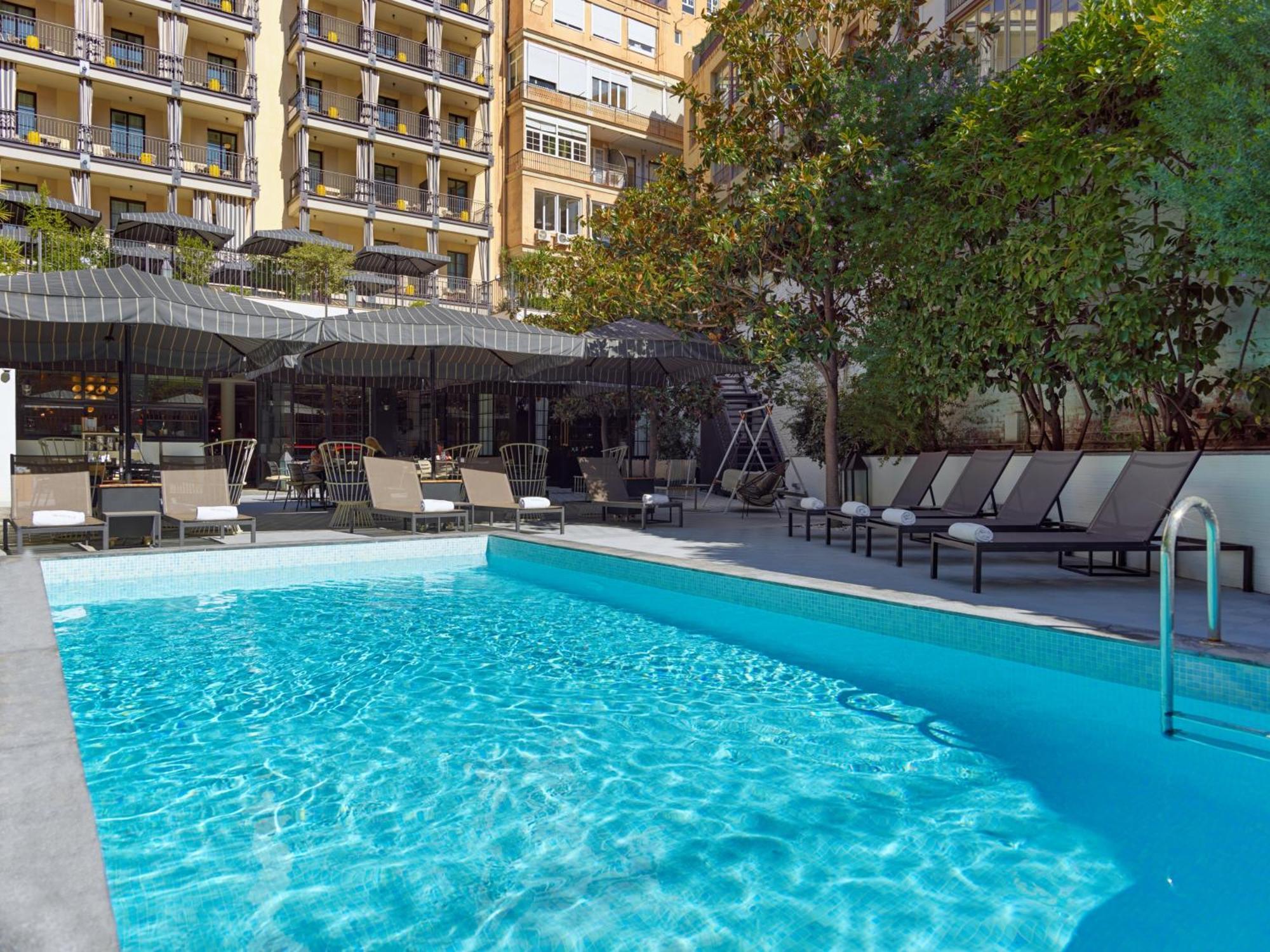 H10 Metropolitan 4* Sup Hotel Barcelona Bagian luar foto